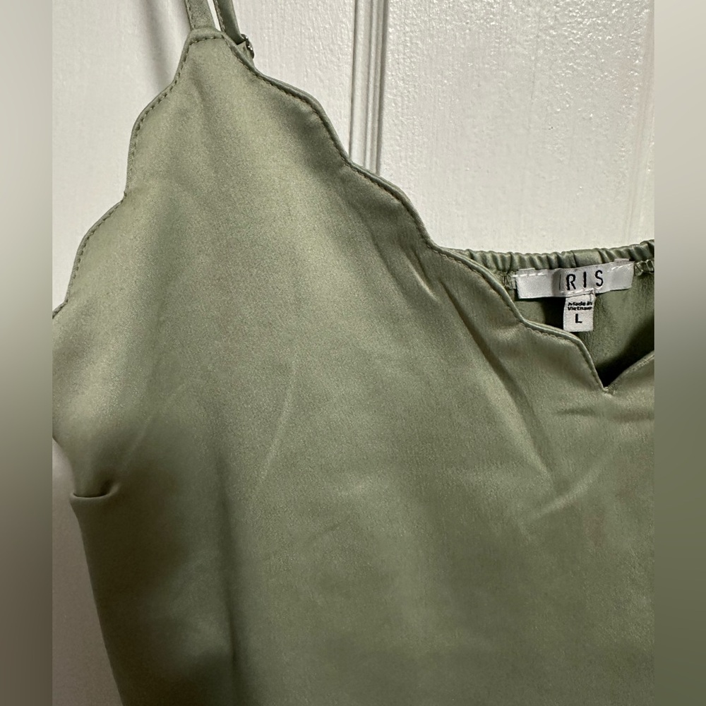 Sage green silk cami - Picture 2 of 6
